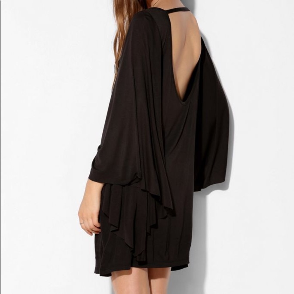 Ecote Jessa Knit Flutter-Sleeve Dress